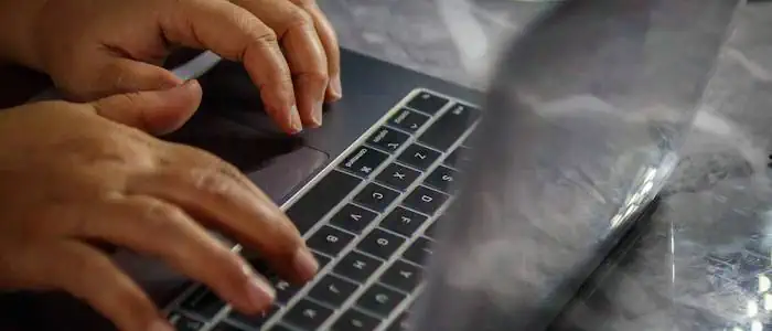 Ein Zeichen für Untreue - Die Nutzung des PCs.