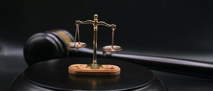 Das Abhören von Personen ist nicht erlaubt.