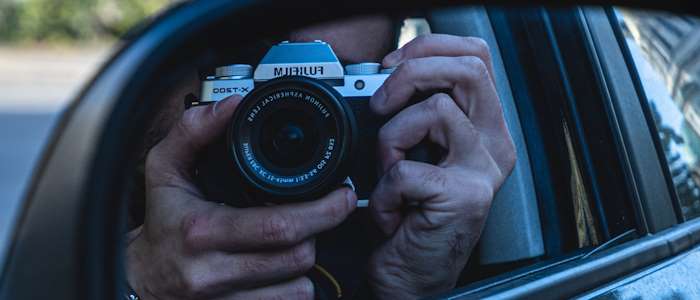 Detektei hilft bei zerstochenen Reifen.