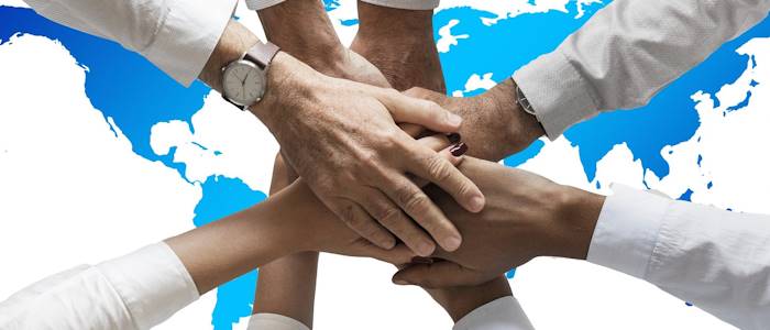 Detektive und Rechtsanwälte arbeiten oft Hand in Hand.