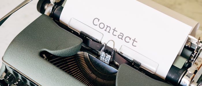 Detektive helfen den Kontakt zu den Geschwistern wiederherzustellen.