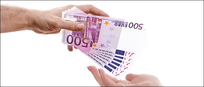 Geldforderungen sind ein Warnzeichen für einen möglichen Internetbetrug