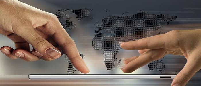 Detektive ermitteln online beim Verdacht auf Patentverletzungen.