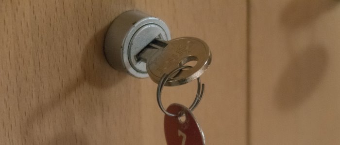 Im Notfall darf der Vermieter die Wohnung oder das Haus betreten